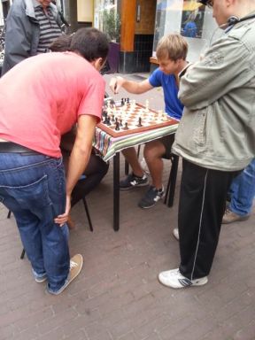 Chess as a team sport